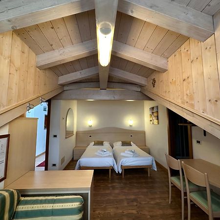 Hotel Garni Maffei Pinzolo Extérieur photo