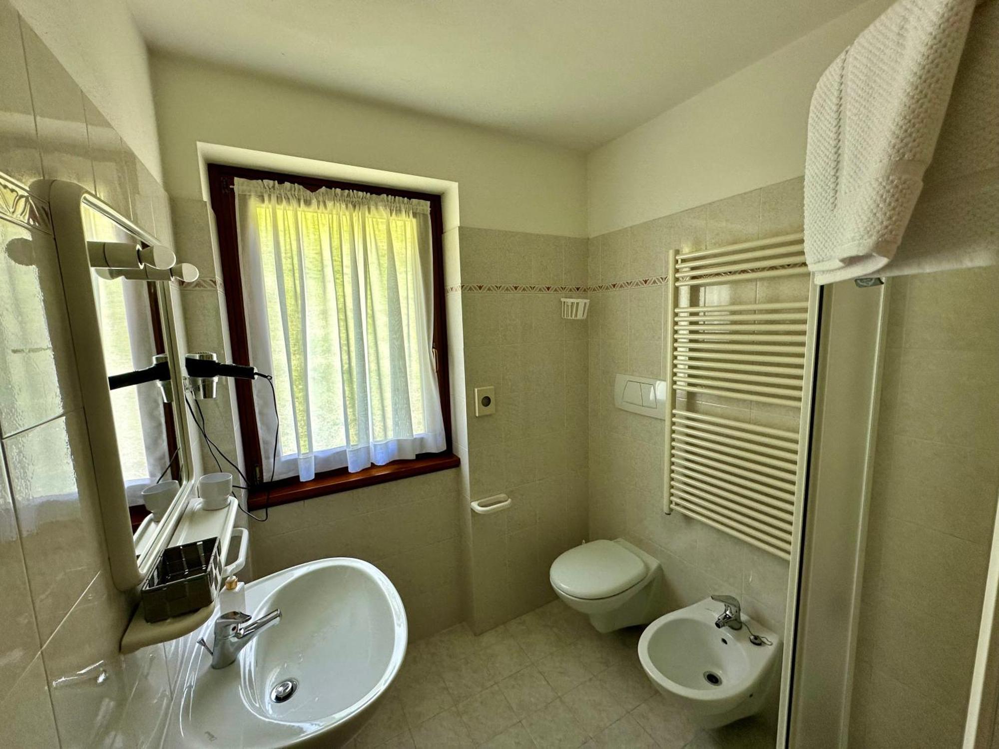 Hotel Garni Maffei Pinzolo Extérieur photo