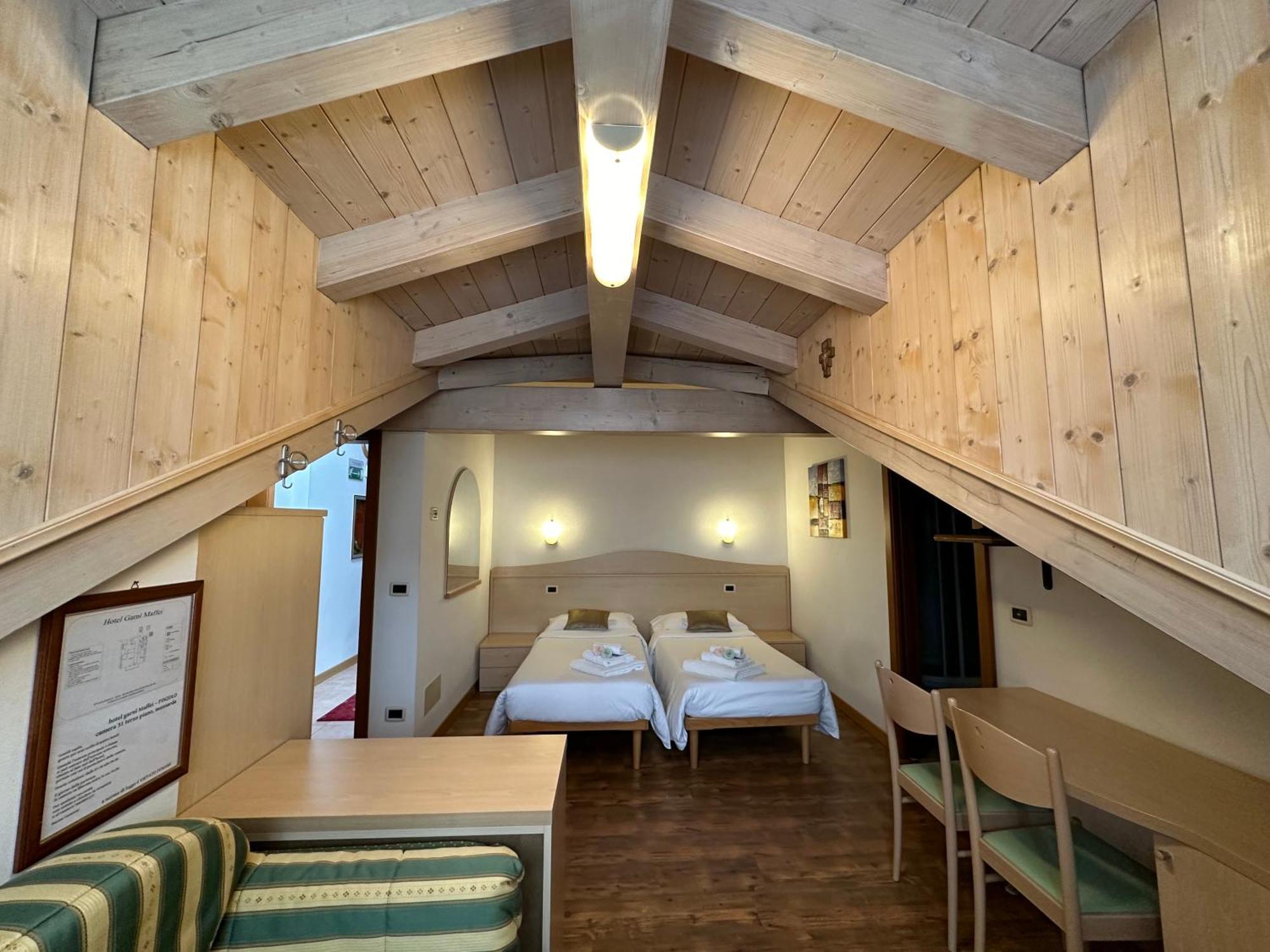 Hotel Garni Maffei Pinzolo Extérieur photo