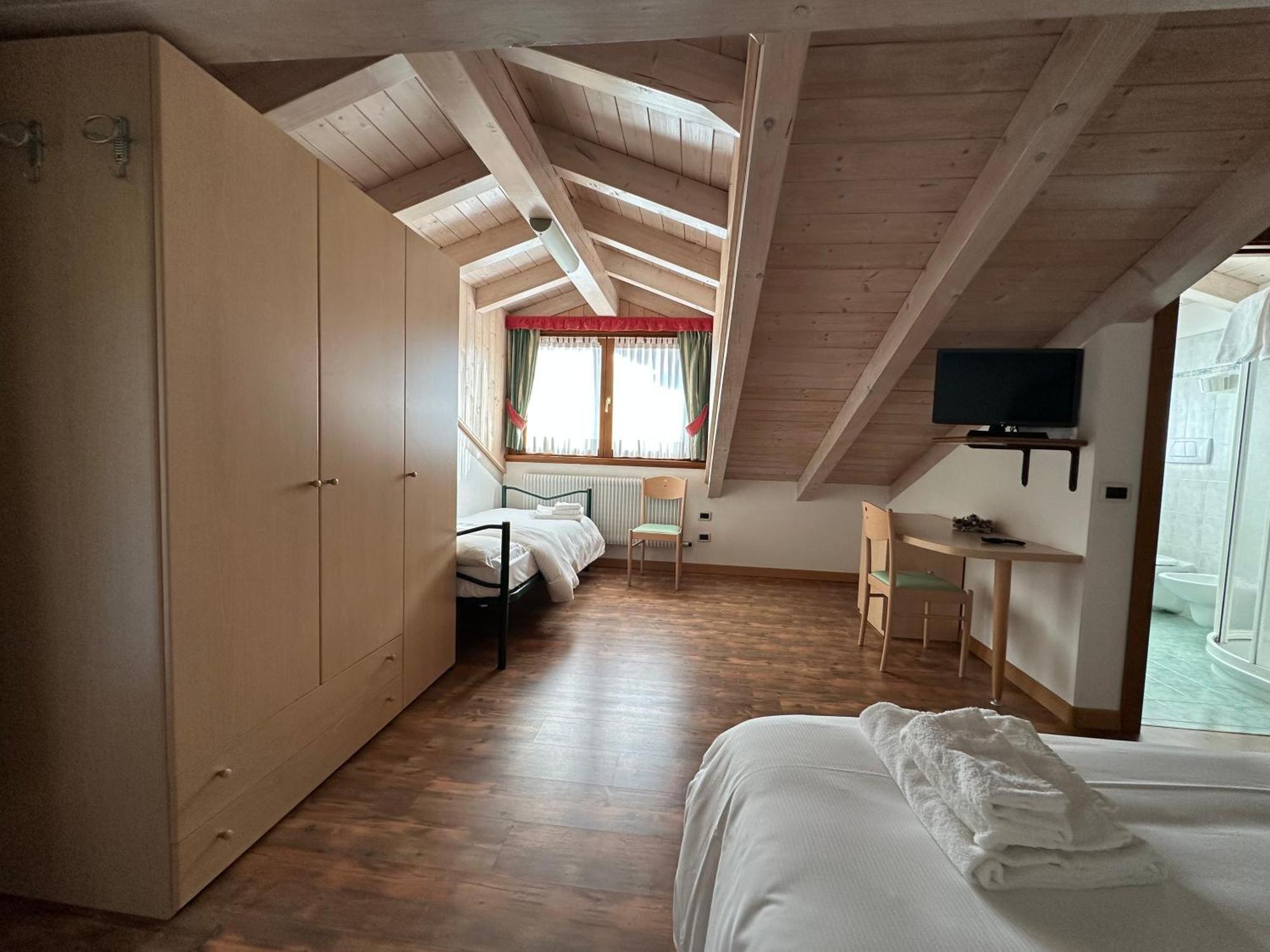 Hotel Garni Maffei Pinzolo Extérieur photo